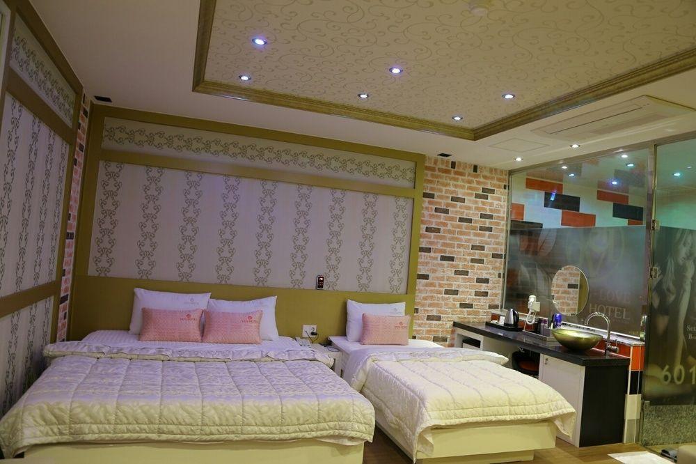 Vovtel Motel Puszan Kültér fotó